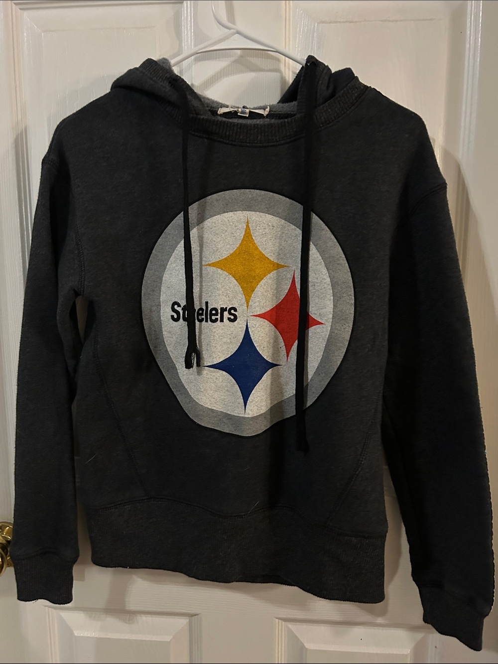 Juniors Pgh Steeler hoodie